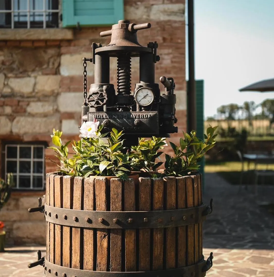 Podere Gli Olmi Guest House Cecina